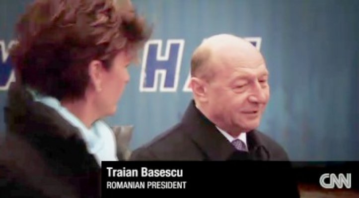 Băsescu, ghid pentru CNN în Portul Constanţa